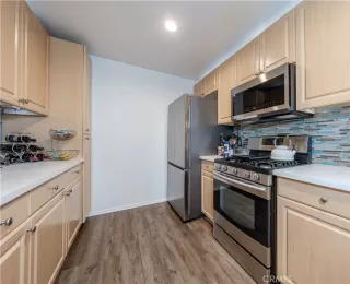 Photo #4: OC25258395 Listing 