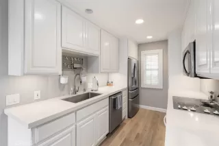 Photo #5: OC25258519 Listing