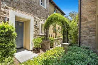 Photo #1: OC25258766 Listing