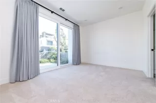 Photo #3: OC25258867 Listing 