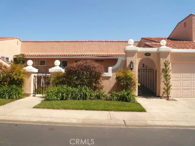 MLS: OC25259236 Condo For Sale