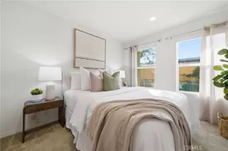 Photo #4: OC25259913 Listing 