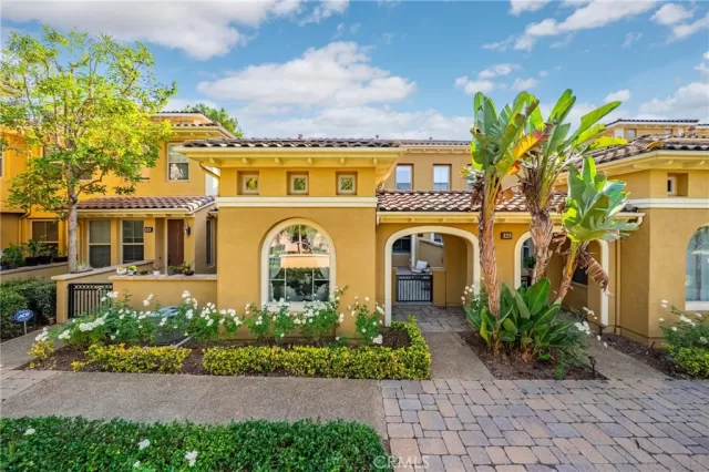 MLS: OC25260295 Condo For Sale