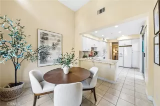 Photo #2: OC25260295 Listing 