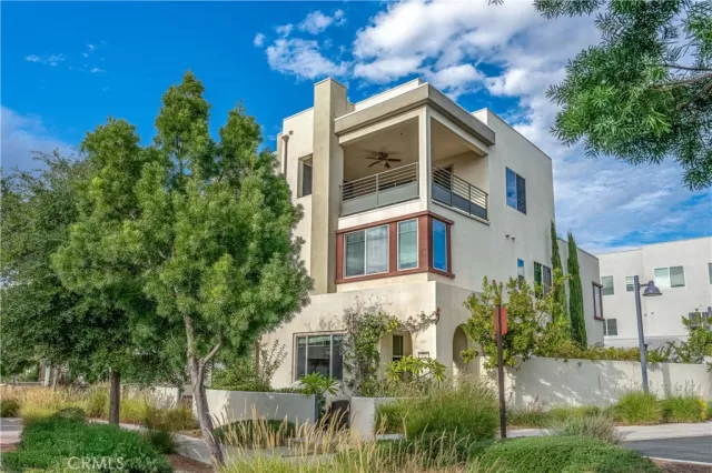 MLS: OC25260463 Condo For Sale