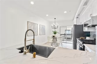 Photo #4: OC25260467 Listing 