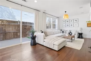 Photo #5: OC25261456 Listing 