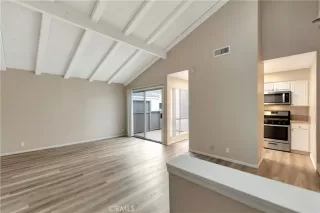 Photo #2: OC25261522 Listing 