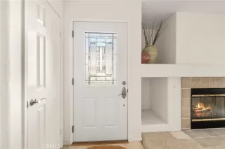 Photo #1: OC25261629 Listing