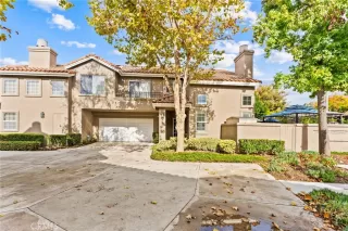 Photo #3: OC25261710 Listing 