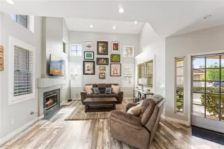 Photo #5: OC25261710 Listing 