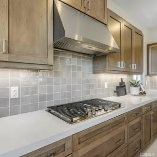 Photo #2: OC25261909 Listing 