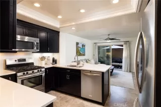 Photo #6: OC25262214 Listing 