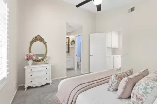 Photo #6: OC25262228 Listing 