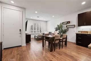 Photo #2: OC25262337 Listing 