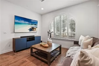 Photo #4: OC25262337 Listing 