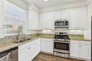 Photo #5: OC25262477 Listing 