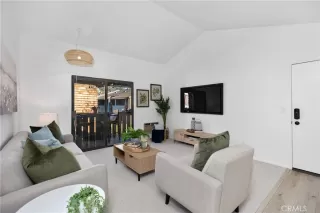 Photo #1: OC25262570 Listing