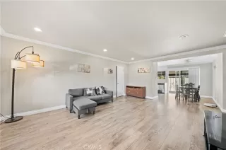 Photo #5: OC25262828 Listing 