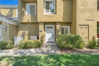 Photo #3: OC25262903 Listing 