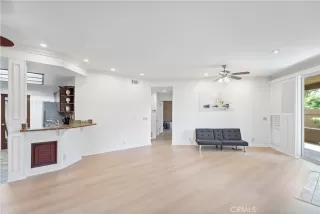 Photo #4: OC25262903 Listing 