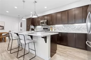 Photo #6: OC25262963 Listing 