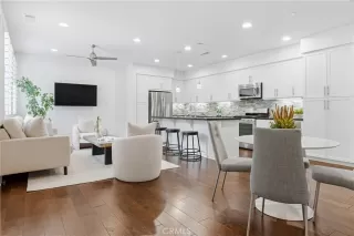 Photo #1: OC25262968 Listing 