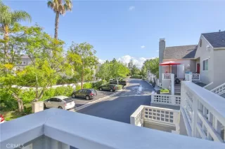 Photo #3: OC25263510 Listing 