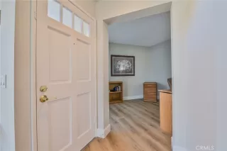 Photo #4: OC25263510 Listing 