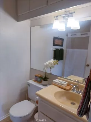 Photo #6: OC25263951 Listing 