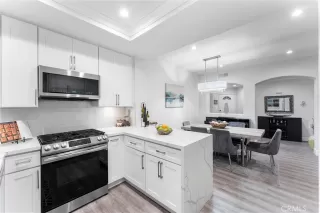 Photo #6: OC25264353 Listing 