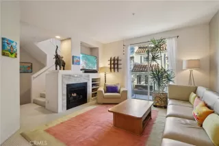 Photo #5: OC25264418 Listing 