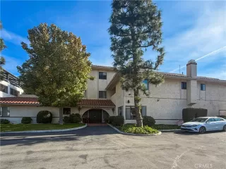 Photo #1: OC25264630 Listing