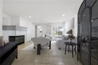 Photo #3: OC25265351 Listing 