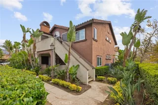 Photo #4: OC25265484 Listing 