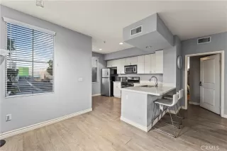 Photo #2: OC25265829 Listing 