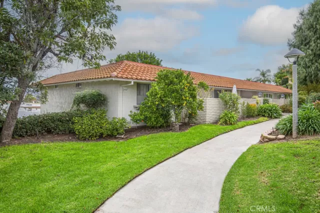 MLS: OC25265948 Condo For Sale