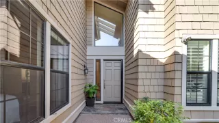 Photo #6: OC25265952 Listing 