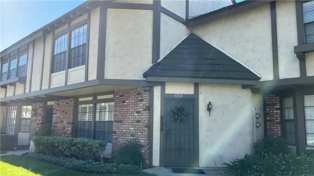 MLS: OC25266140 Condo For Sale