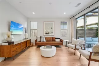 Photo #2: OC25266186 Listing 