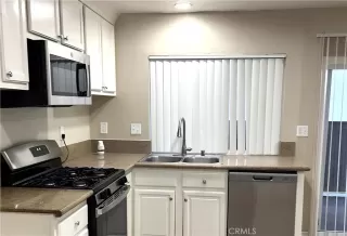 Photo #2: OC25266313 Listing 