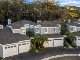 Photo #1: OC25266400 Listing 