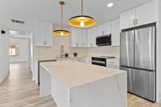 Photo #3: OC25266401 Listing 