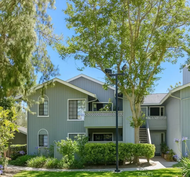 MLS: OC25266625 Condo For Sale