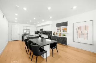 Photo #3: OC25266626 Listing 