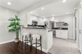 Photo #5: OC25266957 Listing 