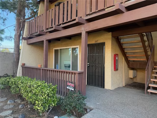 MLS: OC25267476 Condo For Sale
