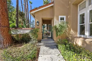 Photo #3: OC25267532 Listing