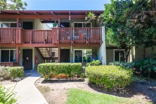 Photo #3: OC25267638 Listing 