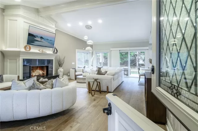 MLS: OC25268144 Condo For Sale